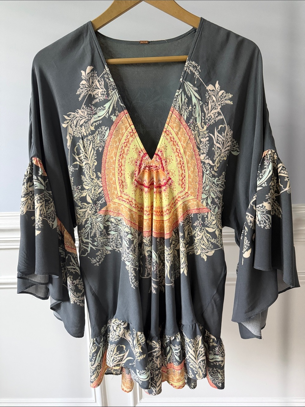 Free People Sunset Dreams Tunic Top Bell Sleeves Hippie Chic Boho V-Neck S Small